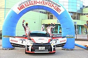 全日本ラリー選手権第10戦:ターマックでも速さ見せた勝田範彦、GRヤリスを駆り3連勝でランキング首位へ浮上