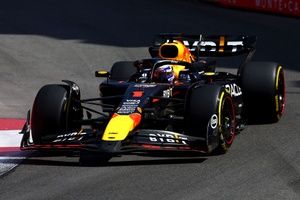 Jos Verstappen insiste en que el futuro de Max en Red Bull no est&aacute; asegurado