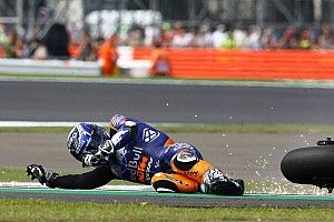 Oliveira, con un hombro lesionado, podría estar tres meses de baja