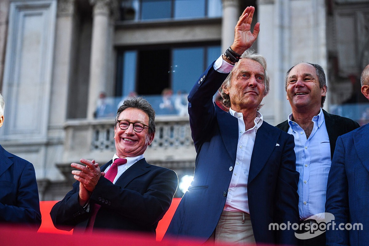 Montezemolo: "Ferrari, Vettel'i takımda tutmalı"