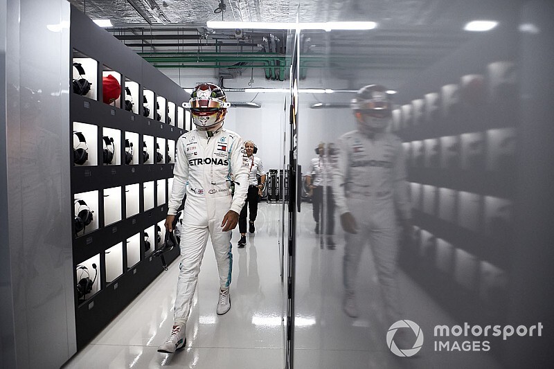 Hamilton fantasztikus csatát vár Japánban a Ferrari és a Red Bull ellen