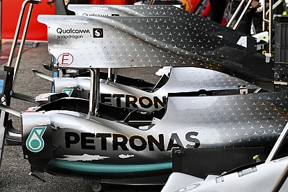 Petronas: un nuovo lubrificante per Mercedes a ogni GP!