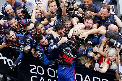 Kvyat: “Een horrorfilm en zwarte komedie tegelijk”