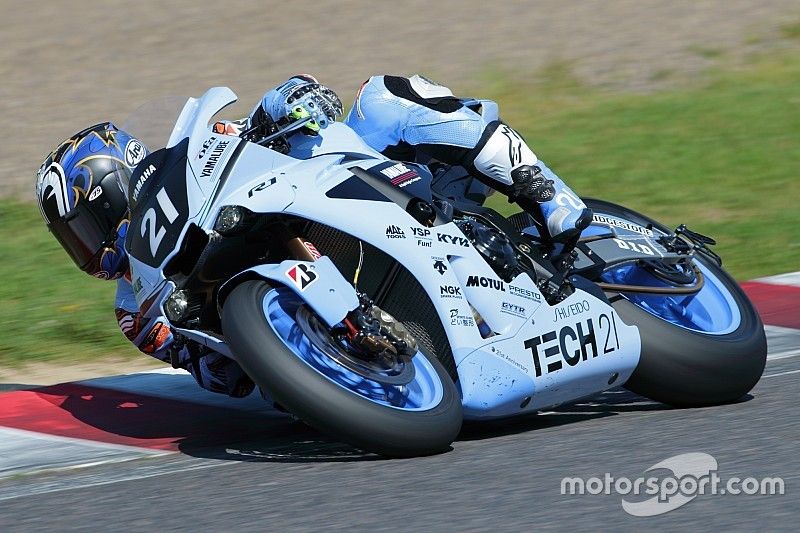 8 Ore di Suzuka: Rea cade nel finale e consegna la vittoria alla Yamaha