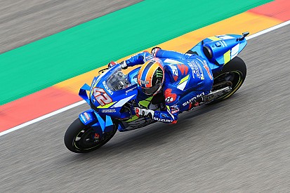 Rins verontschuldigt zich voor crash met Morbidelli: “Mijn fout”