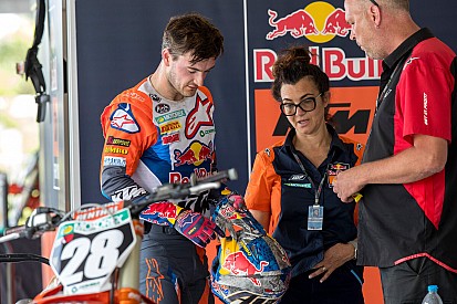 Interview: De ‘motorcross-moeder’ van Jeffrey Herlings