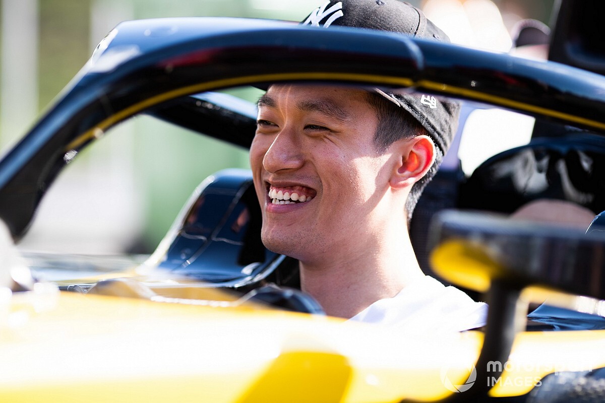 Guanyu Zhou Impikan Cina Tuan Rumah Formula 2