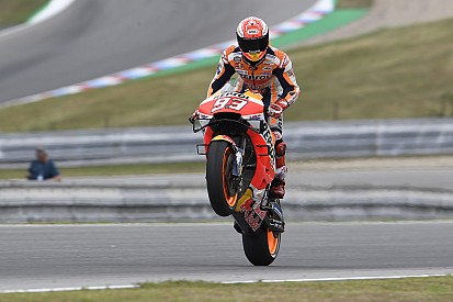 Marquez simán nyert Brnóban, Dovizioso és Miller még a dobogón