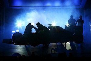 F1 2017 launch, test and race schedule