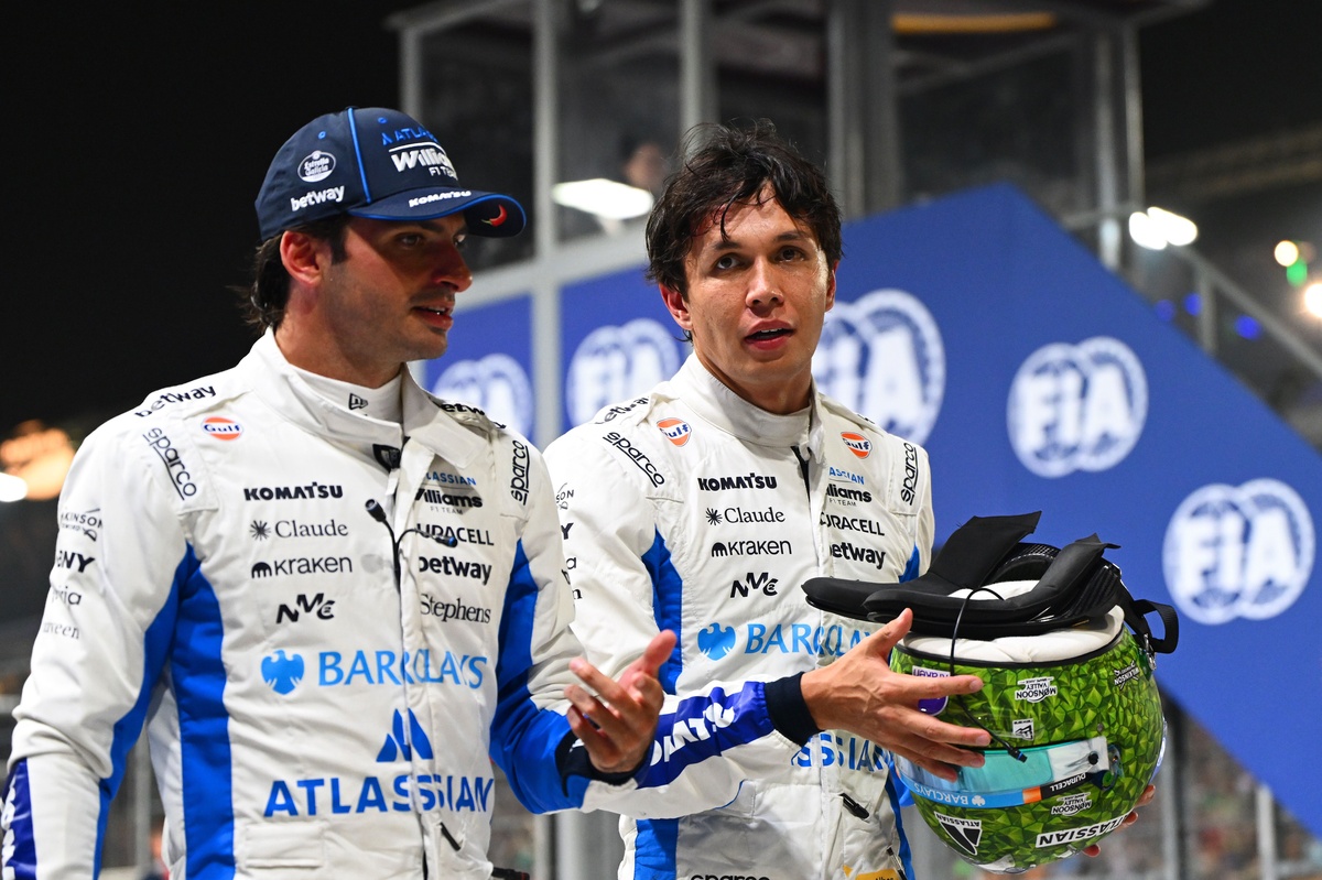 Sainz explota contra la FIA en Singapur: "Han decidido no garantizar la igualdad deportiva"