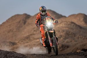 Dakar 2026: Benavides gana la Etapa 5; Schareina cede y Canet pierde sus opciones