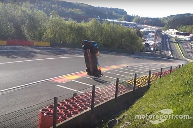 Isaakyan est parti en looping dans le Raidillon