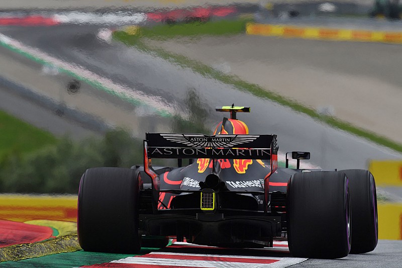Mercedes: hosszútávon jól döntött a Red Bull a Hondával
