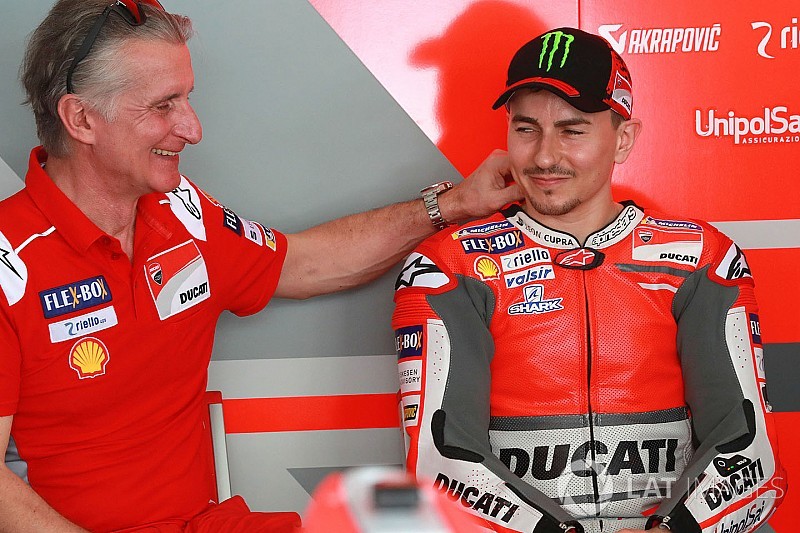 Tercepat tes Sepang, Lorenzo belum pikirkan titel