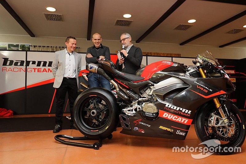 Ducati Panigale V4 del Barni Racing Team per il National Trophy