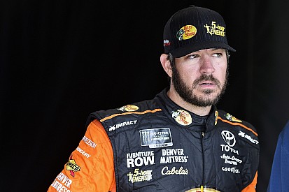 Truex admits Harvick in “his own zip code again”