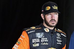Truex admits Harvick in “his own zip code again”