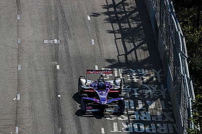 Formula E: 10-helyes rajtbüntetést kapott a győztes Bird Hong Kongban