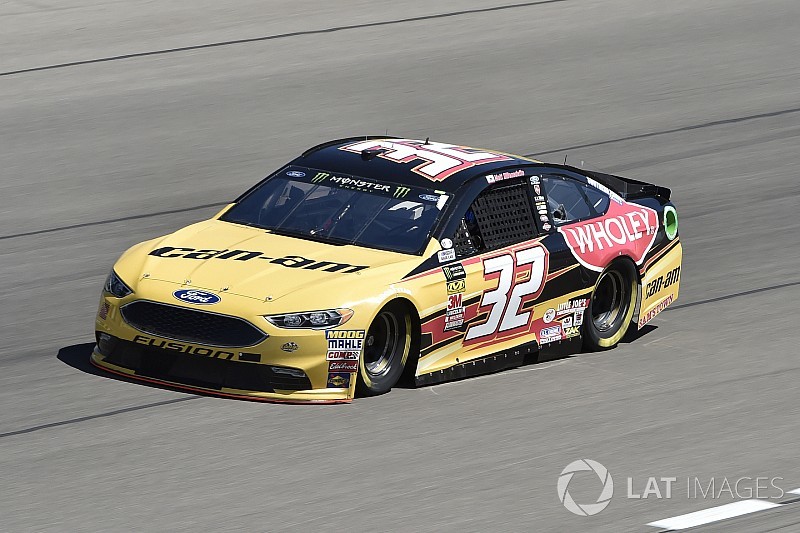 Fairplay: NASCAR-Konkurrenten und –Legende retten Go-Fas-Start