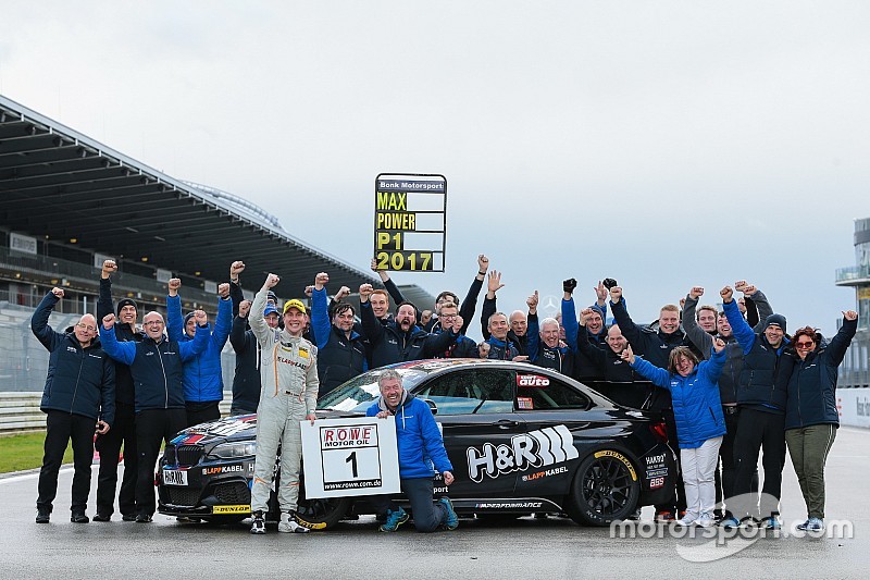 VLN 9: Titelverteidiger Michael Schrey auch 2017 VLN-Champion