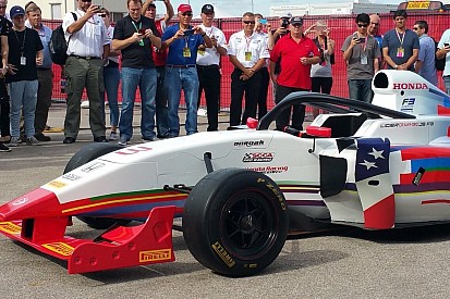 Seri F3 All Americas diluncurkan dengan halo kokpit