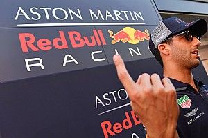 Риккардо получит нового гоночного инженера, если останется в Red Bull