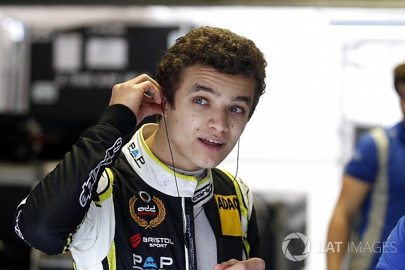 Carlin admite que Norris correrá risco com carro não testado