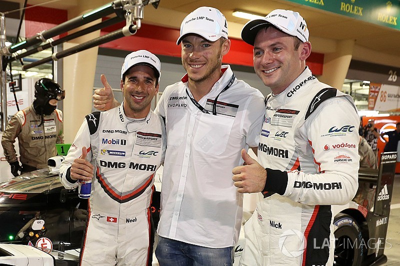 Porsche logra la pole para su despedida y López es segundo