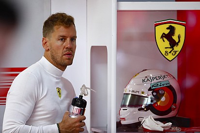 Vettel pointe une erreur "pas énorme" et s'excuse auprès de Ferrari