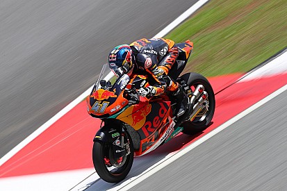 Binder voor kampioen Morbidelli in warm-up op Sepang