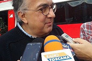 Marchionne preocupado por el mecánico de Kimi, pero alaba a Vettel 