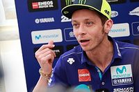 Rossi a&uacute;n no quiere hablar con M&aacute;rquez 