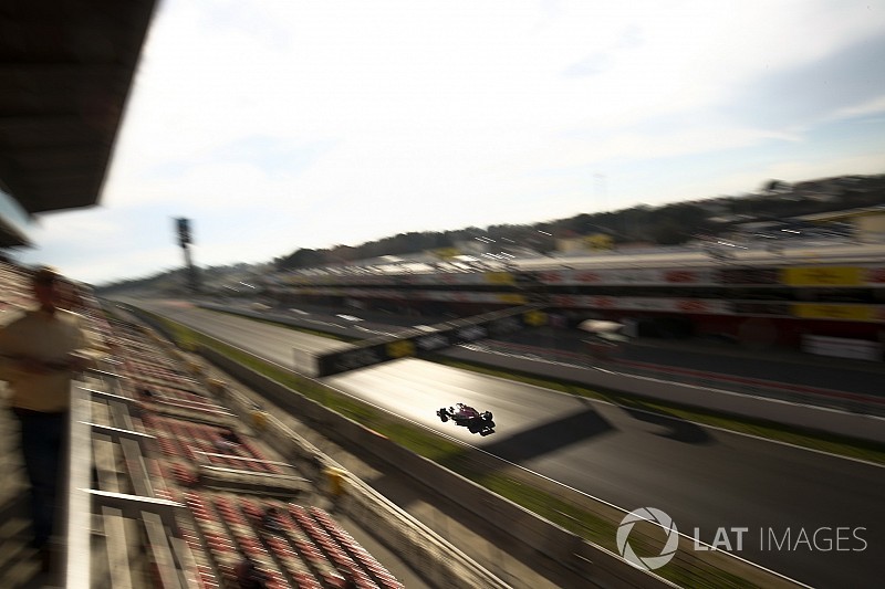 Végsebesség-elemzés Barcelonából: a Ferrari kiváló MGU-H-ja & a McLaren beáldozott tempója