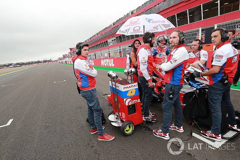 Предстартовую процедуру MotoGP изменили после неразберихи в Аргентине