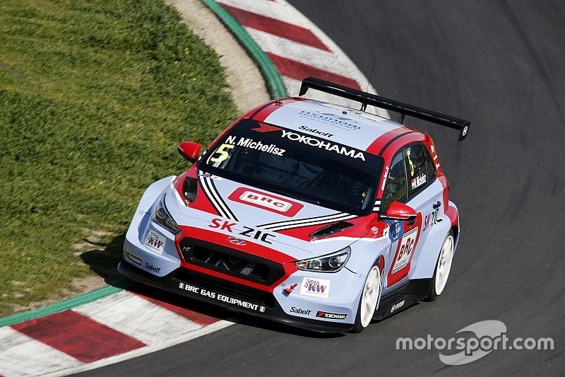 WTCR: 40 millió forintba kerül Michelisz versenyautója