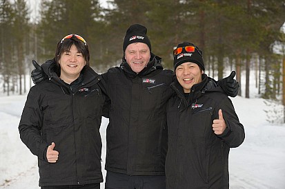 Toyota fa esordire Katsuta nel WRC al volante di una Yaris Plus ufficiale!