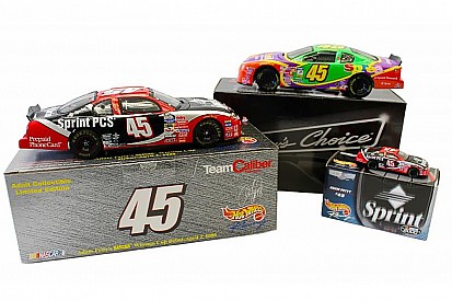 Venderán memorabilia de Adam Petty para causa benéfica