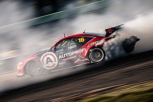Участники RDS готовятся к этапу на "Атроне"