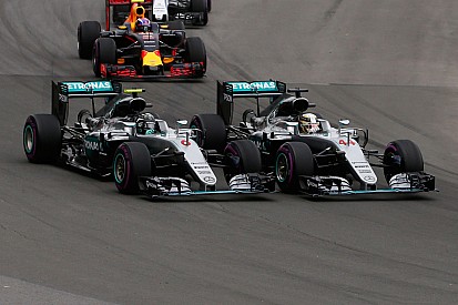 Inside Line F1 Podcast: Is Rosberg losing momentum to Hamilton?