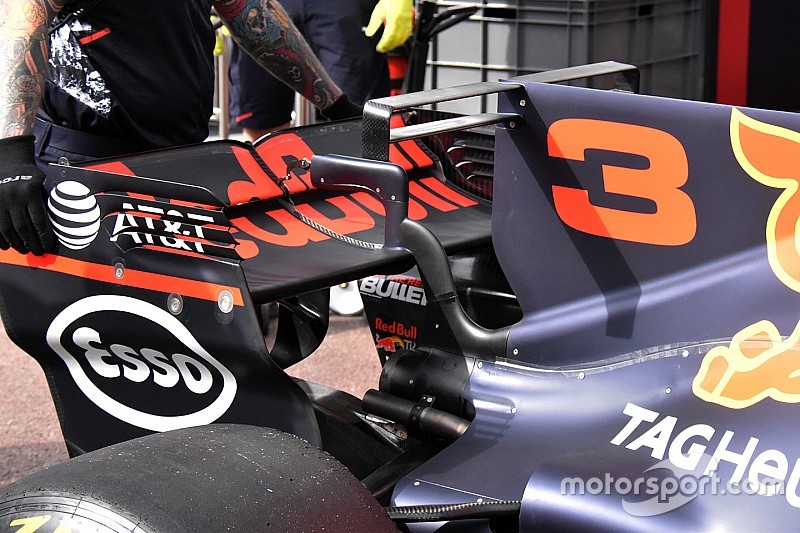 Red Bull: sulla RB13 spunta la T-wing alla ricerca del carico