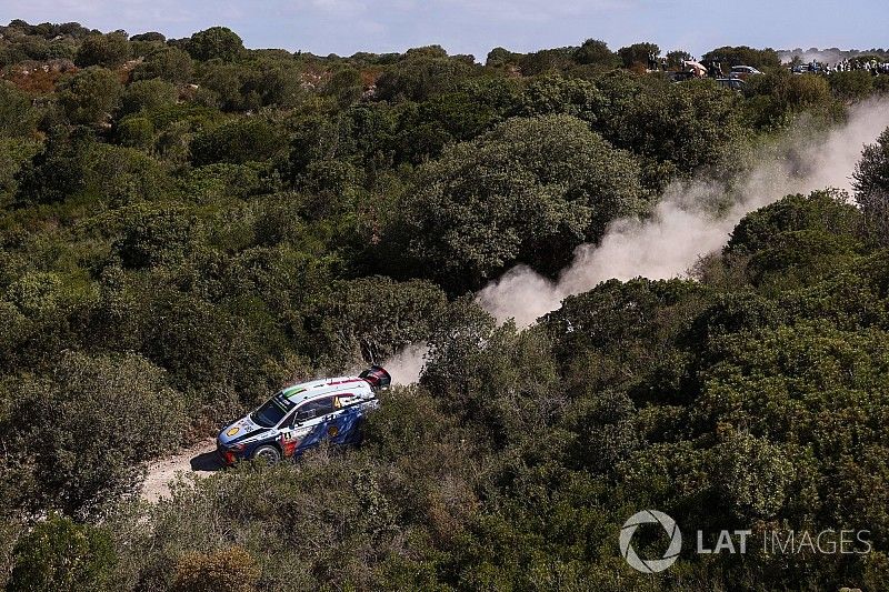 İtalya WRC: Beşli mücadelenin lideri Paddon