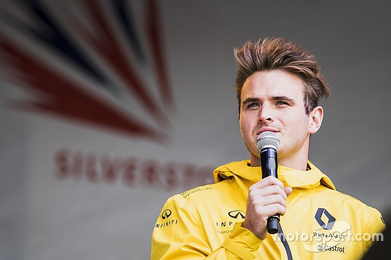 【F1】F2を戦うローランド、オランダのイベントでルノーF1をドライブ