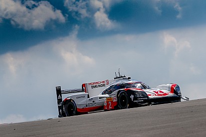 Porsche al frente de la segunda sesión en Nurburgring