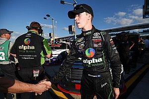 Ben Rhodes to remain with ThorSport for 2017 NASCAR Truck season