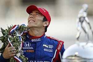 Американского журналиста уволили за твит о победе Сато в Indy 500