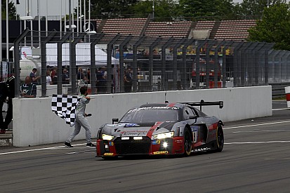 Frijns teleurgesteld na derde plaats in 24 uur Nürburgring