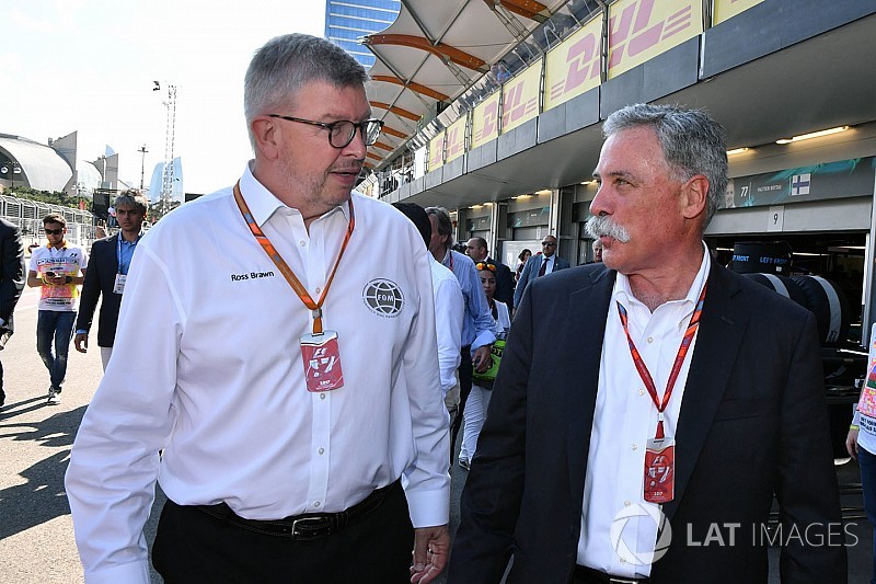 Chefes da F1 se reúnem com promotores em Londres