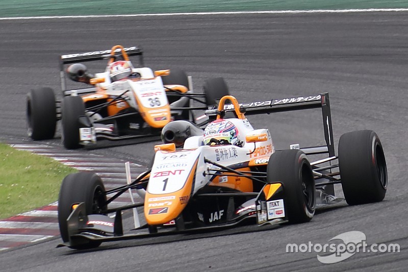 【全日本F3】第10戦鈴鹿は坪井翔が悲願のF3初優勝を飾る