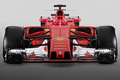 Ferrari a confronto: guarda le differenze fra SF70H e SF16-H