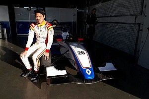 Presley Martono bidik Top 3 Rookie di FR2.0 Eurocup 2017